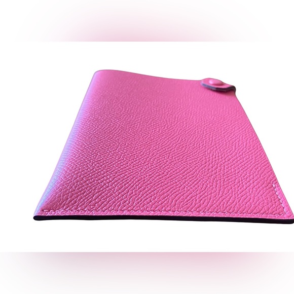 Hermes Epsom Leather Passport Cover - Rose Azalee Tarmac PM - Picture 12 of 16